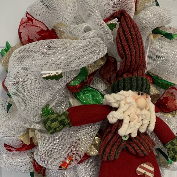 Handmade Christmas wreath - Picture 2 of 3